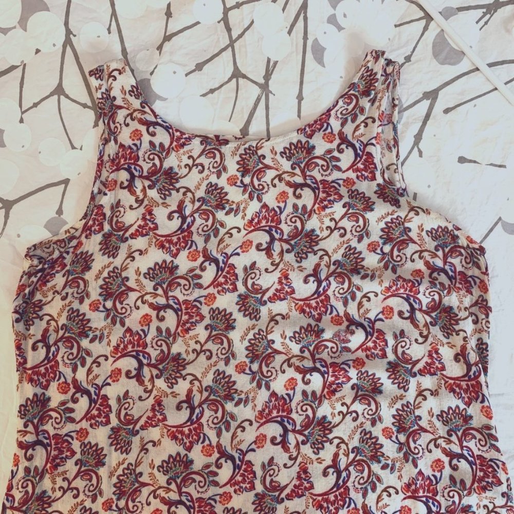 Flower/vine  print summery rayon top